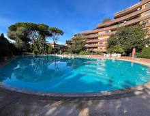 Bellissima Abitazione in Complesso Residenziale con Parco, Piscina, Tennis