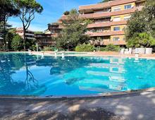 Bellissima Abitazione in Complesso Residenziale con Parco, Piscina, Tennis