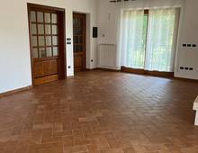 Affascinante Casale in Posizione Incantevole