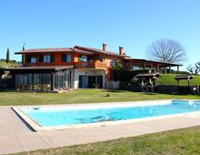 Fattoria delle Tartarughe. Incantevole Villa sul Lago