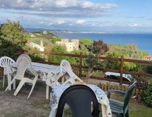 Appartamento in bifamiliare con spettacolare vista mare